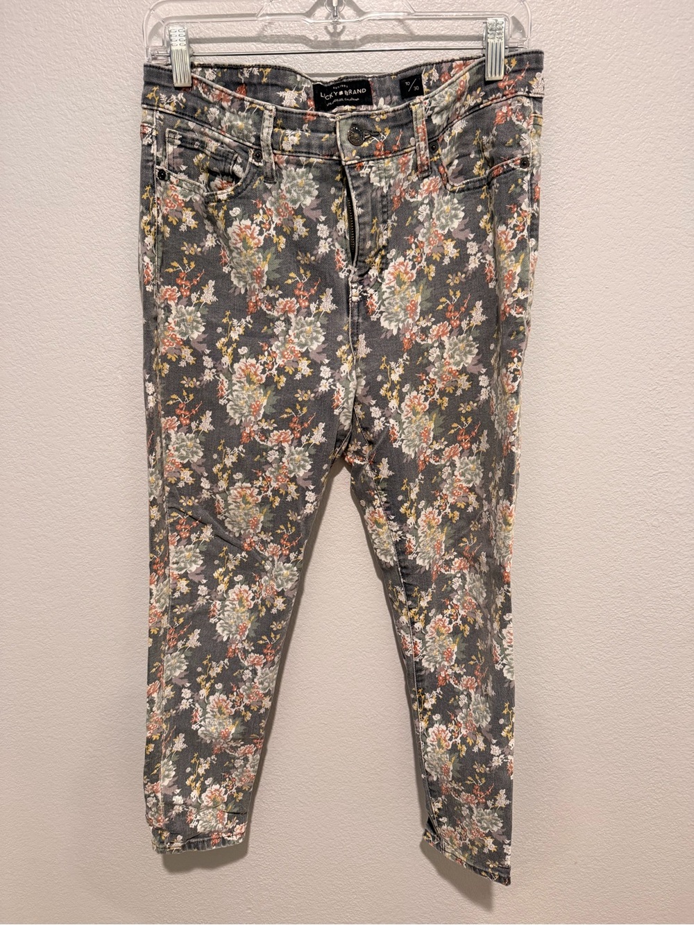 Lucky Brand Women's Floral Print Gray Jeans FLAW